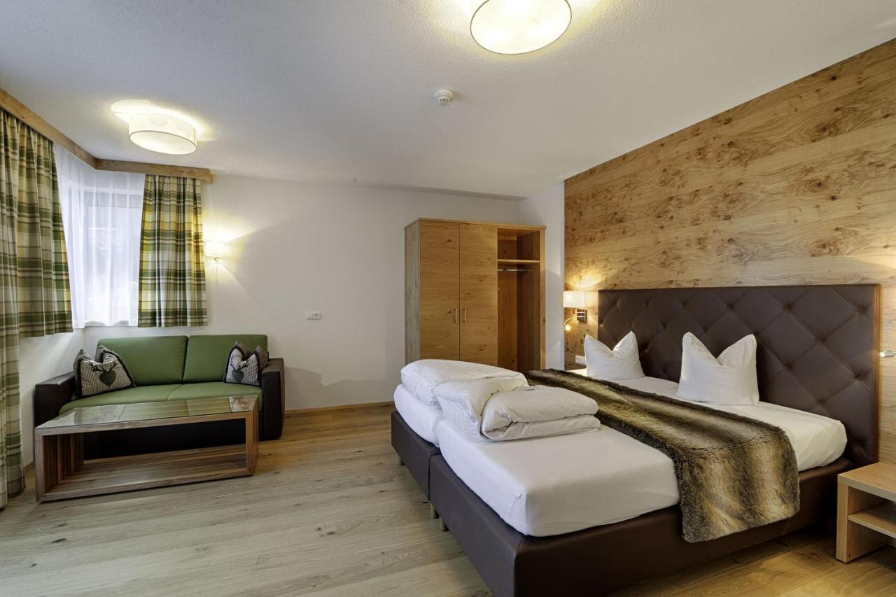 Hotel Enzian Paznaun See Ngoại thất bức ảnh