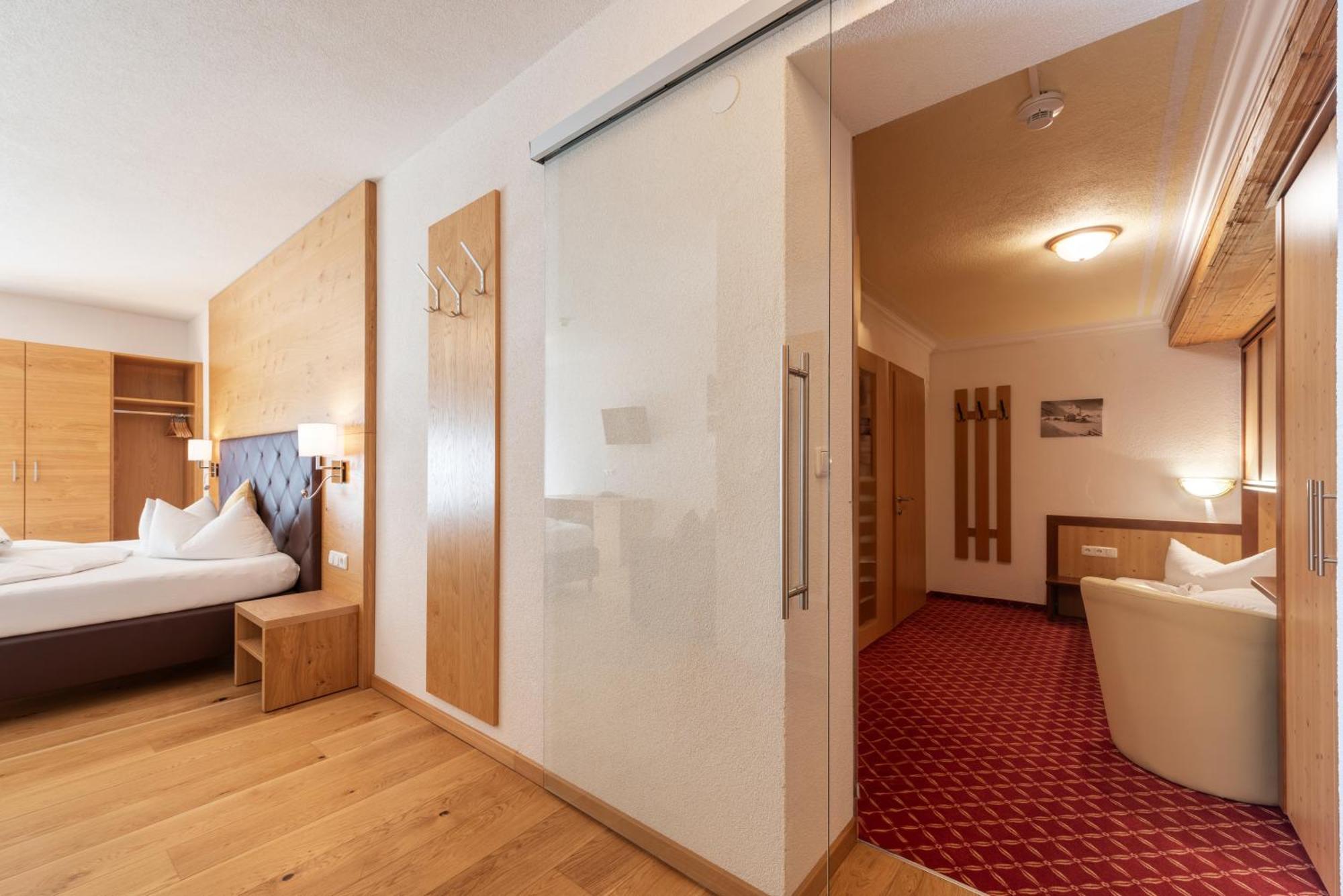 Hotel Enzian Paznaun See Ngoại thất bức ảnh
