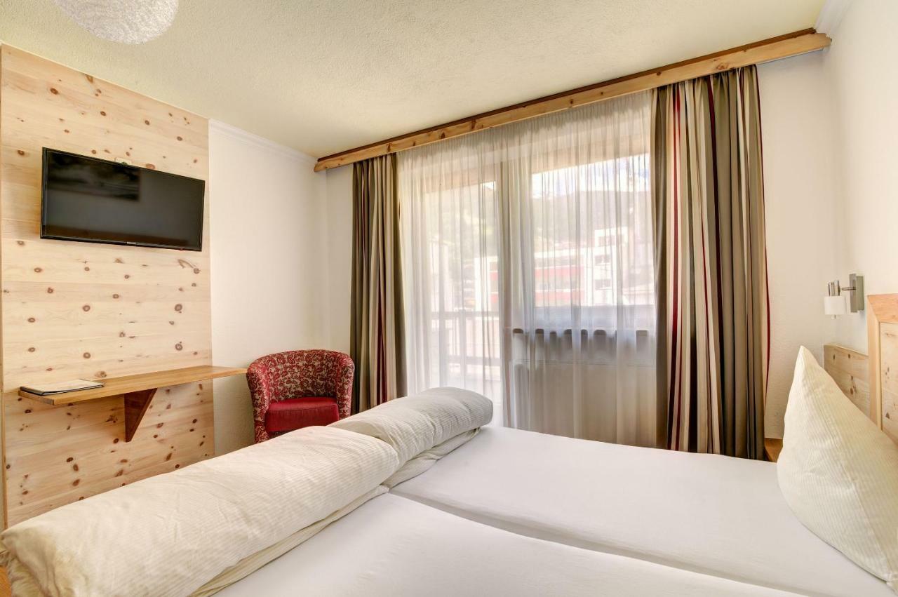 Hotel Enzian Paznaun See Ngoại thất bức ảnh