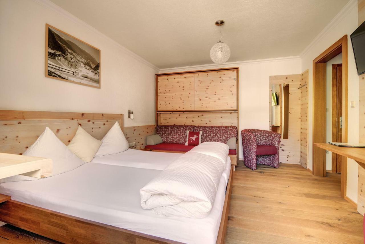 Hotel Enzian Paznaun See Ngoại thất bức ảnh
